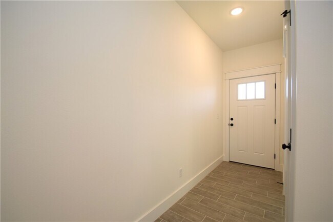 Foto del edificio - 2071 Bluestem Dr