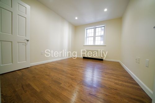 Foto del edificio - 2813 Astoria Blvd