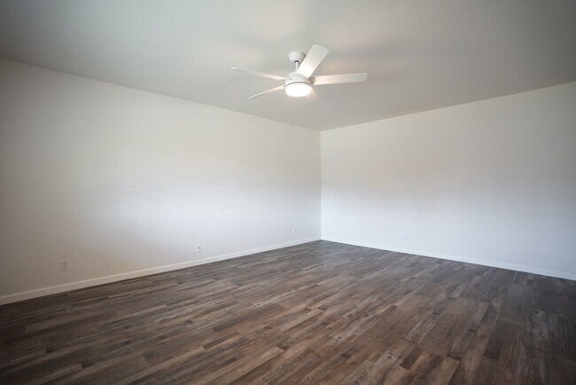 Foto del edificio - Charming Three Bedroom Napa Bel Aire House