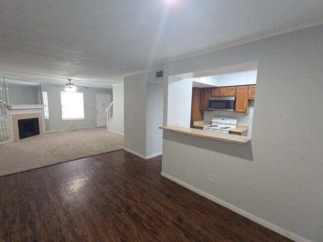 Foto del edificio - 14600 Fonmeadow Dr