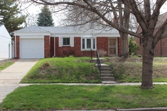 Building Photo - 1110 Grape St