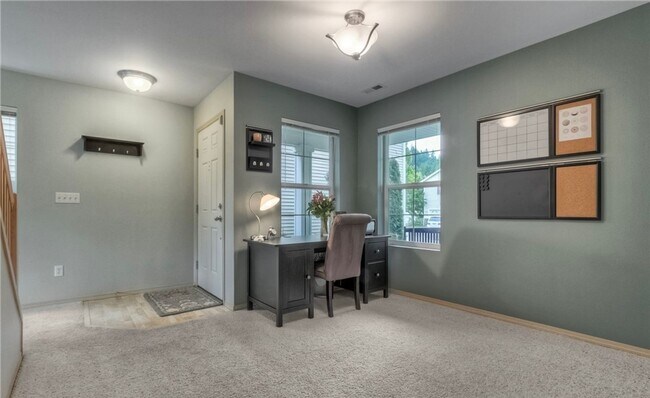 Foto del edificio - Available from now to 5/4/26