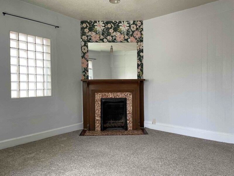 Foto principal - 1205 E 4th St