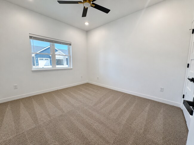 Foto del edificio - Villas – New Construction 2 Bedroom Living