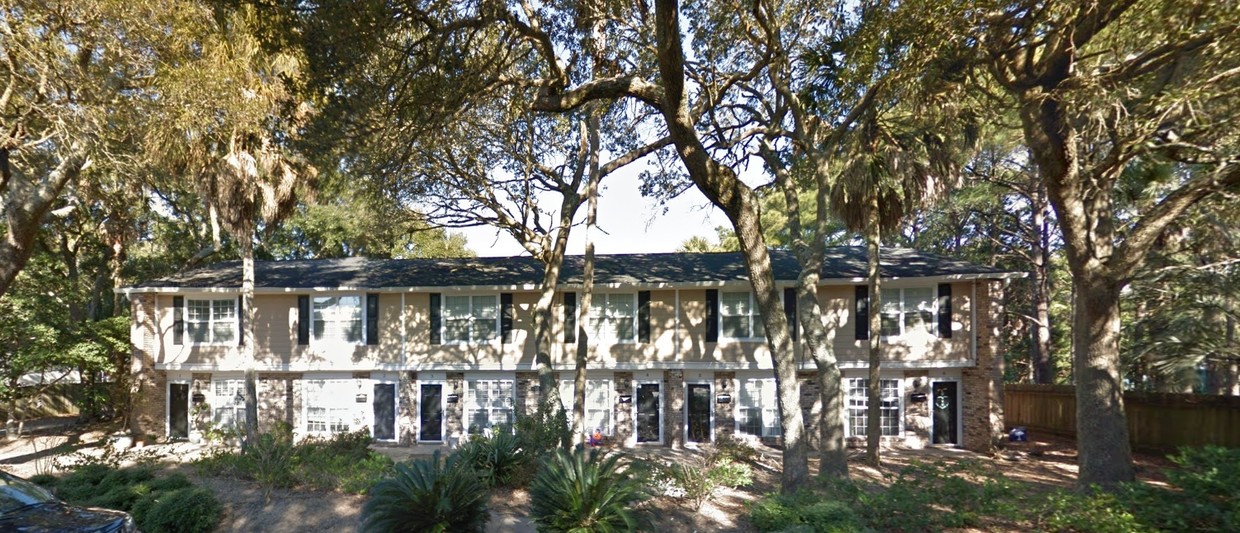 Primary Photo - 4003 Hartnett Blvd