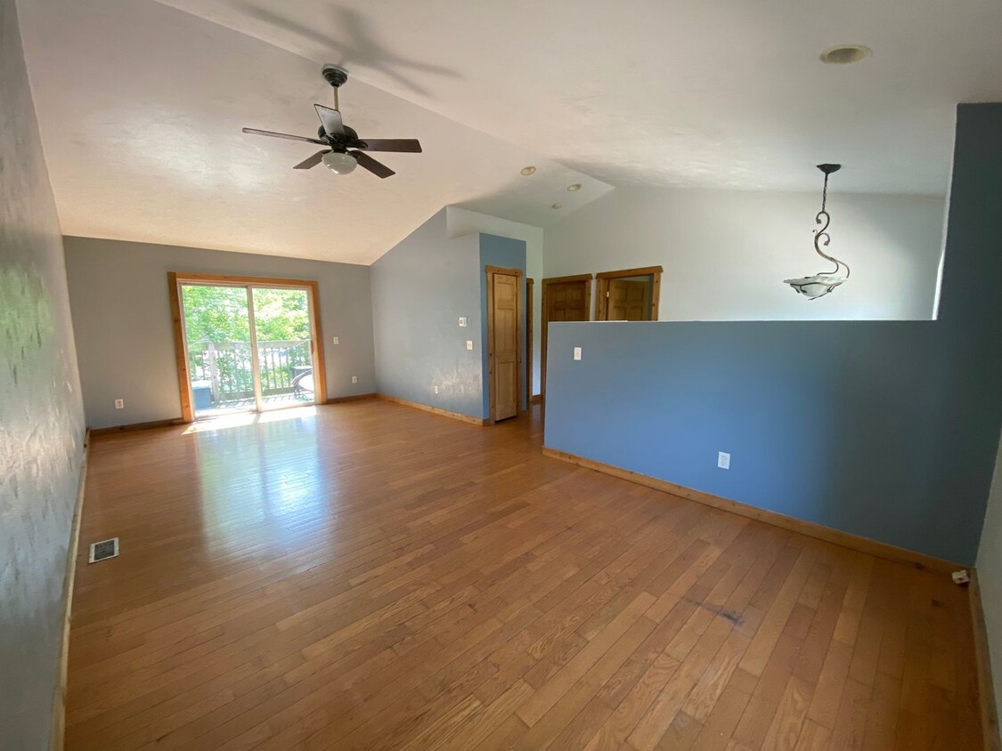 Foto principal - 1126-1128 Greenwood