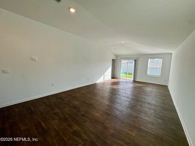 Foto del edificio - 12629 European Beech Rd