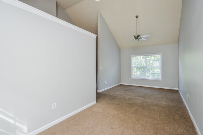 Foto del edificio - 9111 Jefferson Village Dr SW