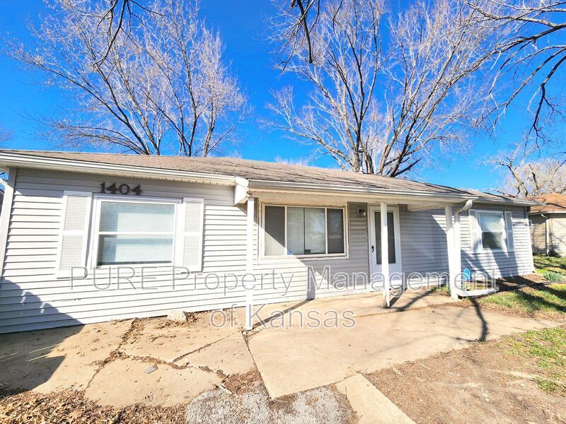 Primary Photo - 1404 SW 37th St