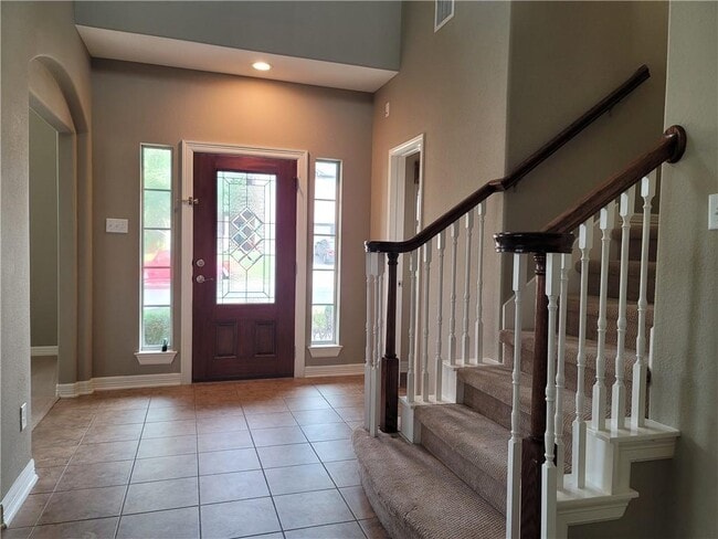 Foto del edificio - 1901 Woodhaven Ct