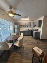 Building Photo - Vista Alegre Apartments