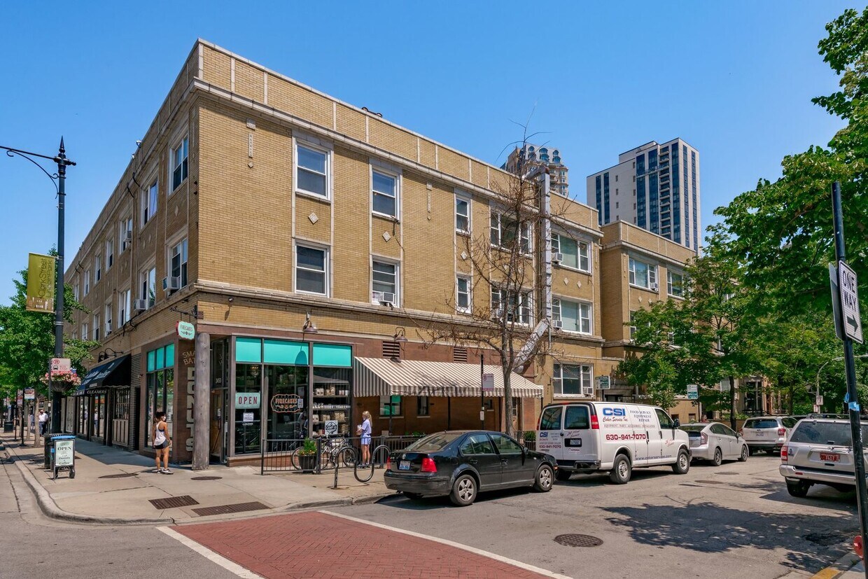 Foto principal - 442 W Arlington Pl