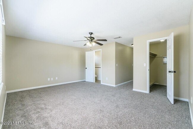 Building Photo - 3848 Barkdale Ct