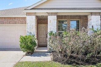 Building Photo - 2225 Windy Sail Dr
