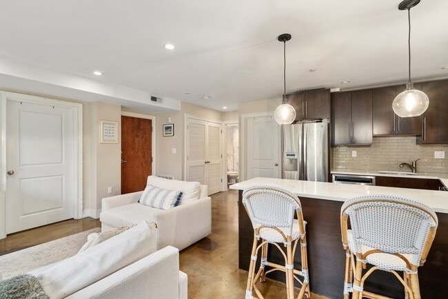 Building Photo - 64-66-66 Salem St