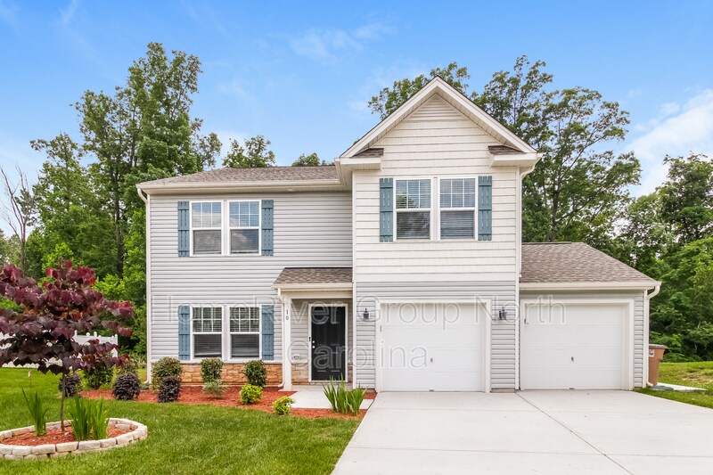 10 Boxelder Ct, Greensboro, NC 27405 House for Rent in Greensboro, NC