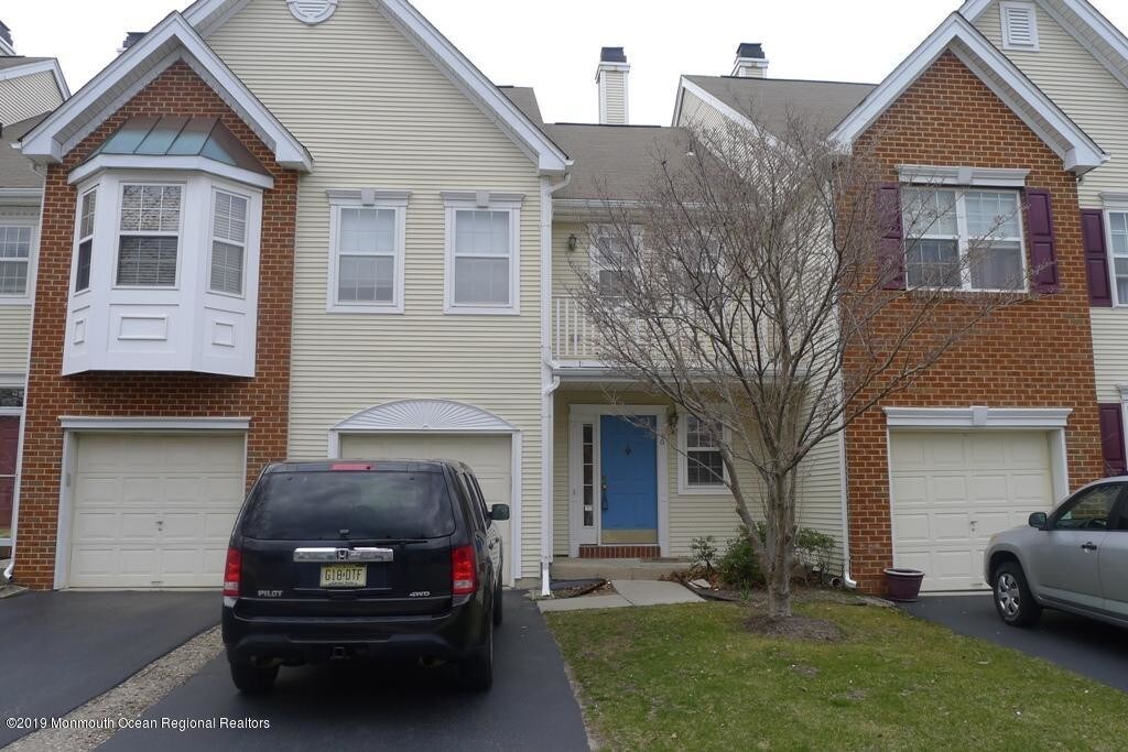 16 Beacon Ct, Holmdel, NJ 07733 Condo for Rent in Holmdel, NJ