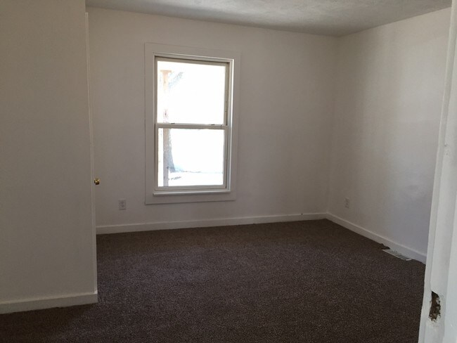 Building Photo - 928 McReynolds Ave NW