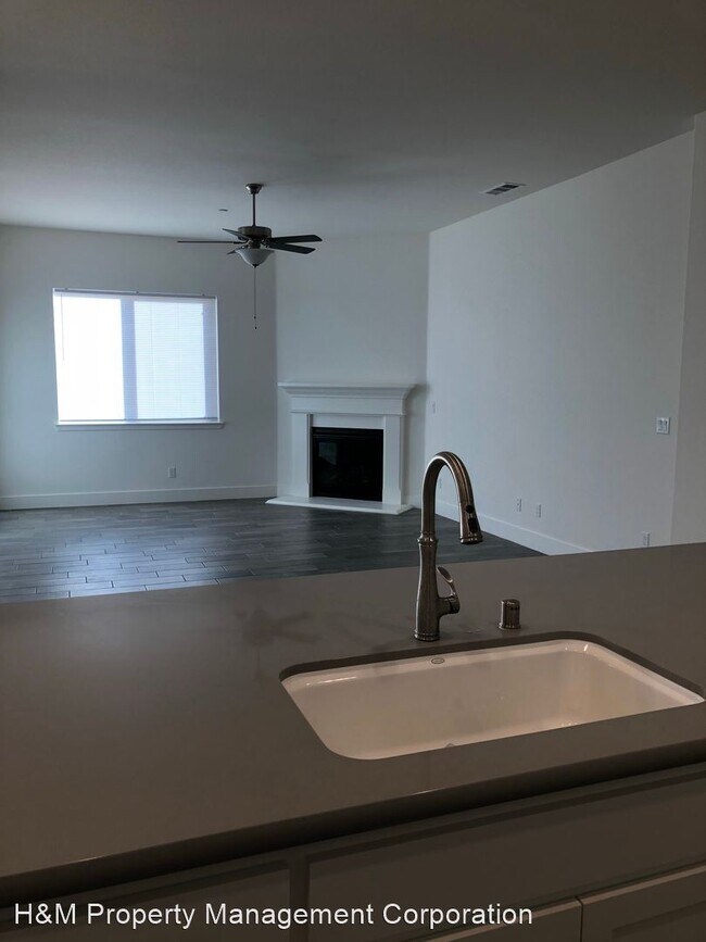 Foto del edificio - 3 br, 2 bath House - 1641 Castlerock Drive