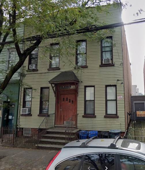 Primary Photo - 5-14 Grandview Ave