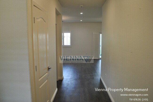 Building Photo - 6041 Ribbon Grove