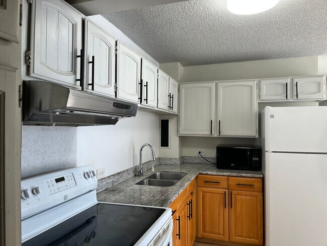 Foto del edificio - Ward Villa - Secured building 2 bedrooms, ...