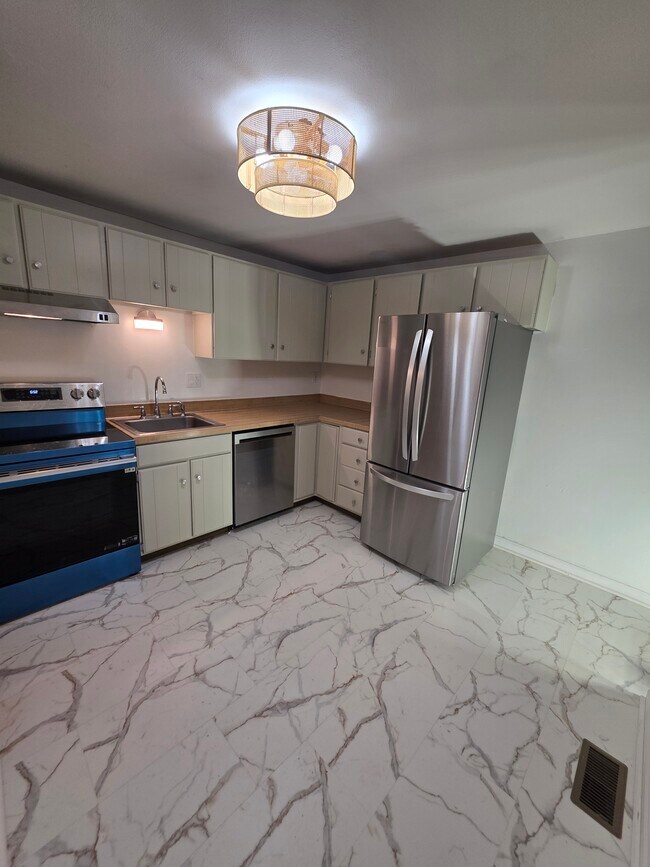 Updated Kitchen - 8097 Weblank Way