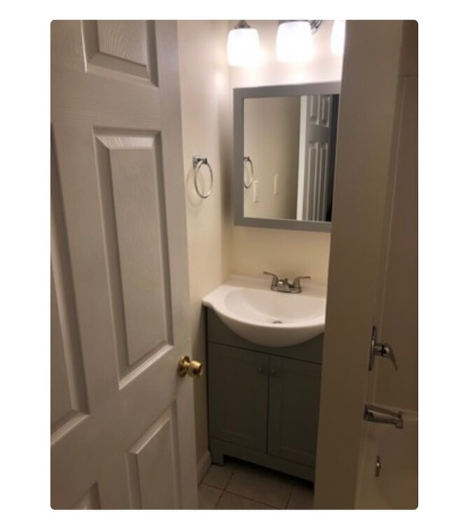 Building Photo - 108 Leonard St