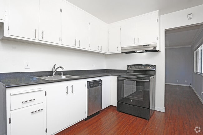Interior Photo - Terra Castro Valley
