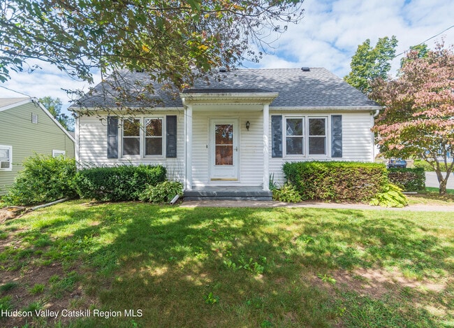 Building Photo - 297 Clifton Ave