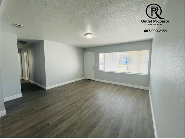 Foto del edificio - Fantastic Home 3 Bedroom 2 Bath Home Fully...