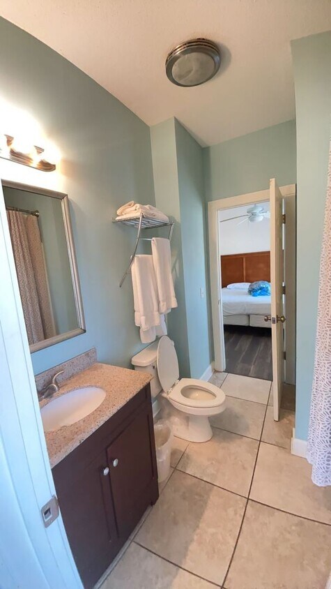 Foto del edificio - Nicely furnishd 2 bedroom/2 bath condo in ...