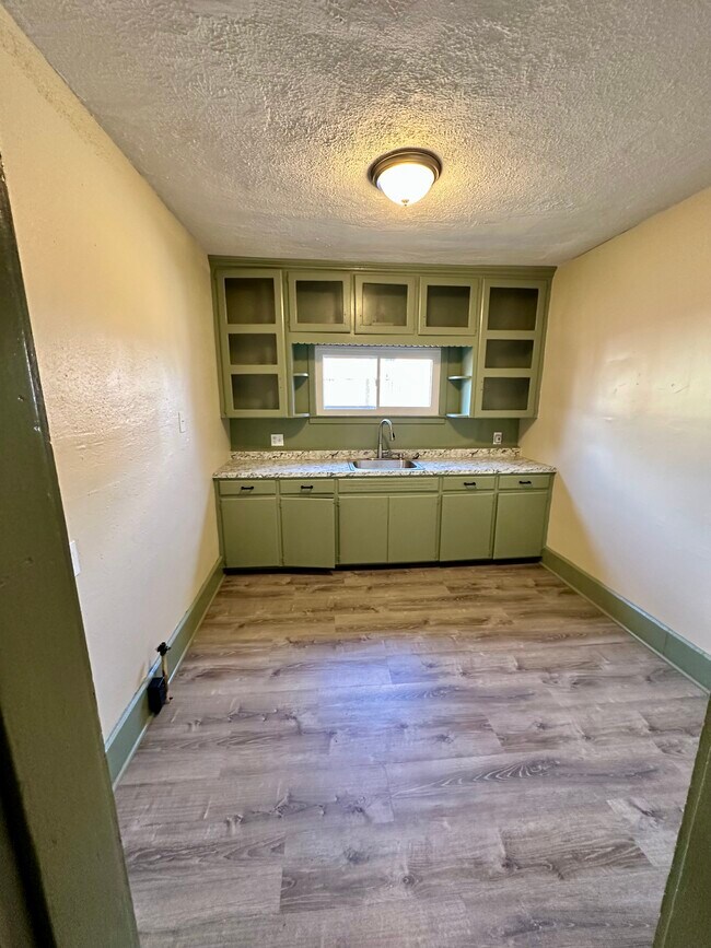 Foto del edificio - 735 Fountain Sq