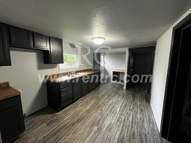 Foto del edificio - 2609 Cannon-