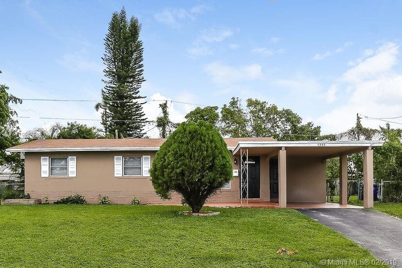 Foto principal - 1353 NW 62nd Way