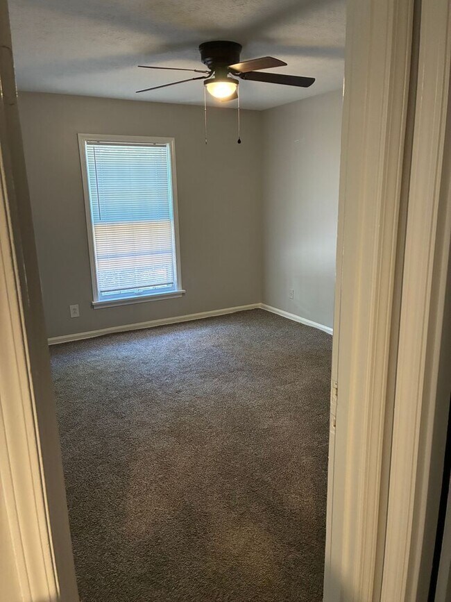 Interior Photo - Minor Lane