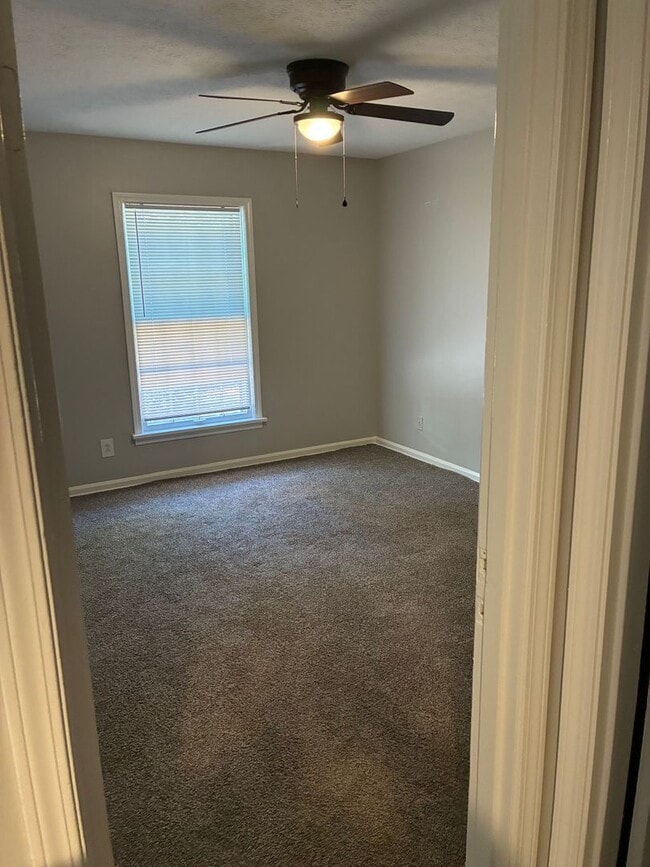 Interior Photo - Minor Lane