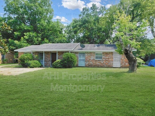 Building Photo - 1218 Woodbridge Dr