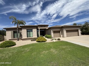 Building Photo - 3172 E Birchwood Pl