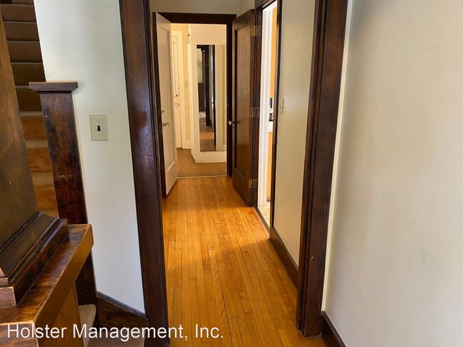 Building Photo - 4 br, 1.5 bath House - 620 McClellan Street
