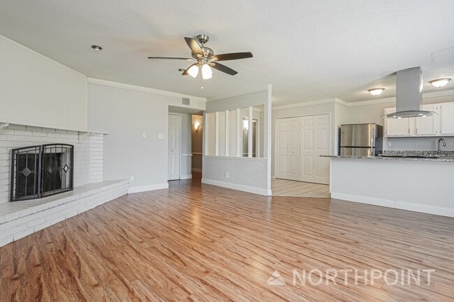 Building Photo - 3 BR/2BA | Newly Renovated Single Family Home |  Large Backyard|1- Car Garage!