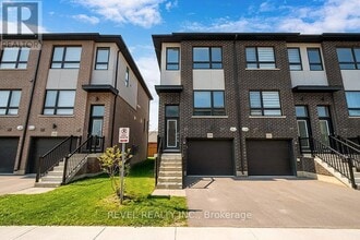 Building Photo - 720 Grey St