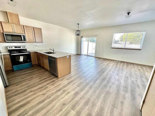 Foto del edificio - 4412 Alpine Way