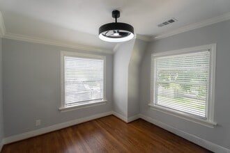 Building Photo - 8134 Niles St