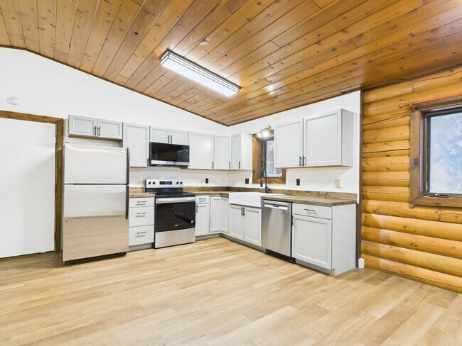 Building Photo - 2587 Rachel Ct