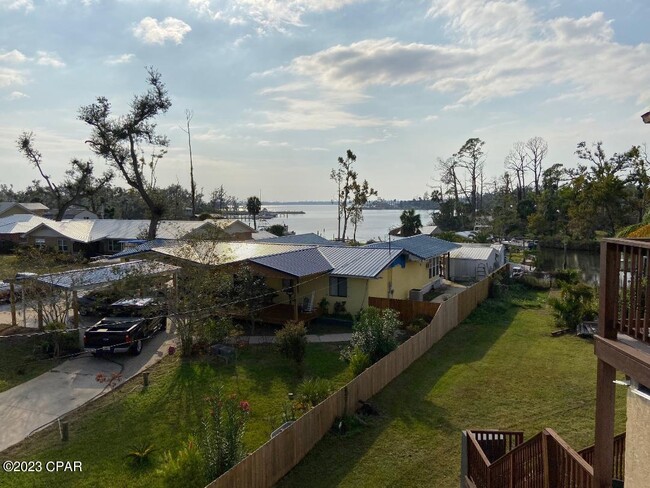 Foto del edificio - 1042 Brannon Pl