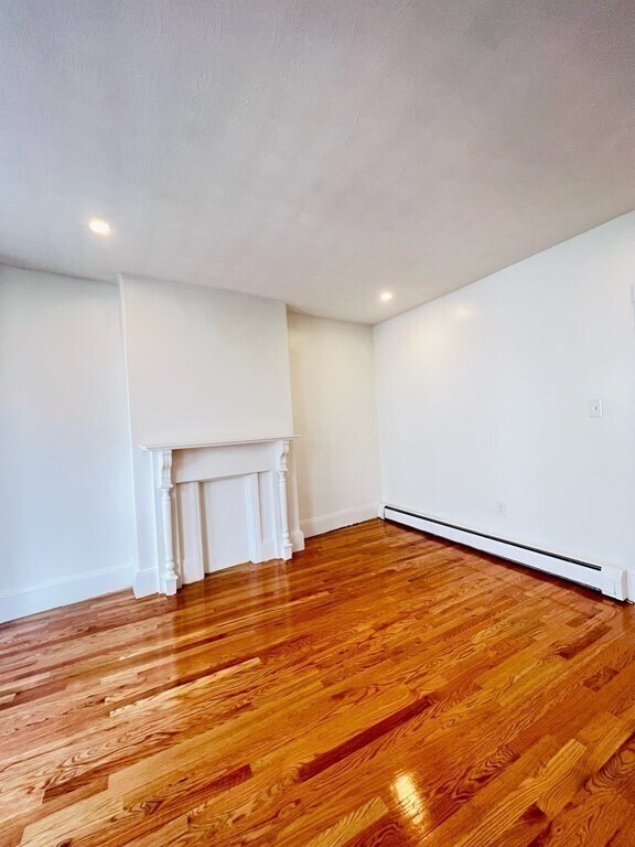 Building Photo - 11 Franklin St