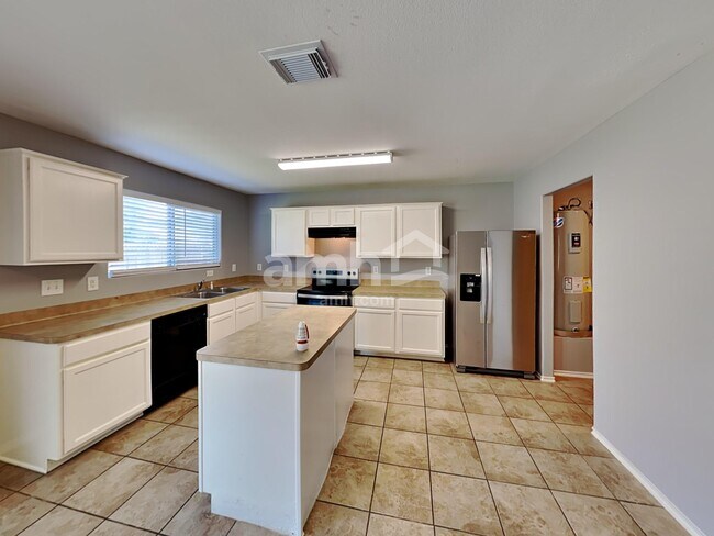Foto del edificio - 2203 Shady Birch Dr