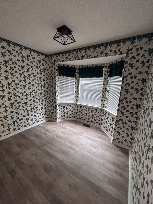 Foto del edificio - 2016 Amanda Ln