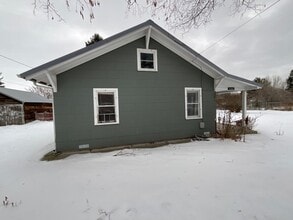 2705 N Depot St